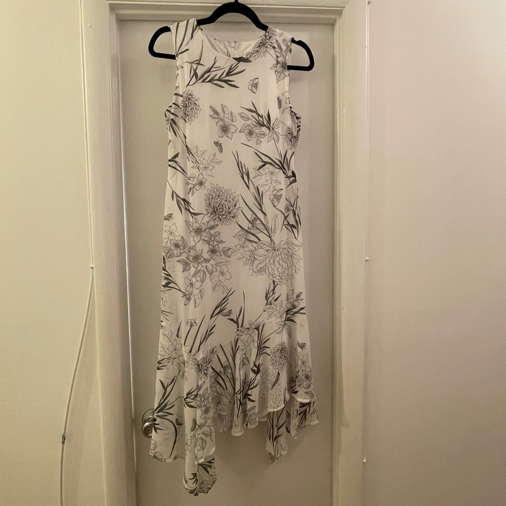 Calvin Klein, Sleeveless Asymmetrical Black and White Floral dress, Size 6
